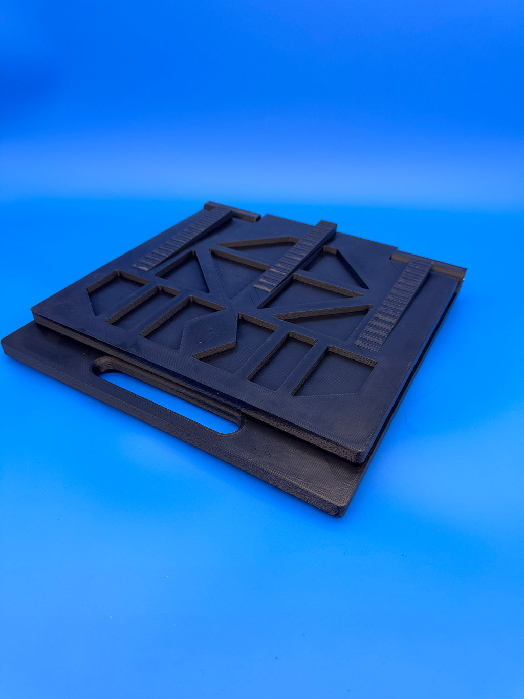 PORTABLE LAPTOP WORKSTATION (MAGNETIC)