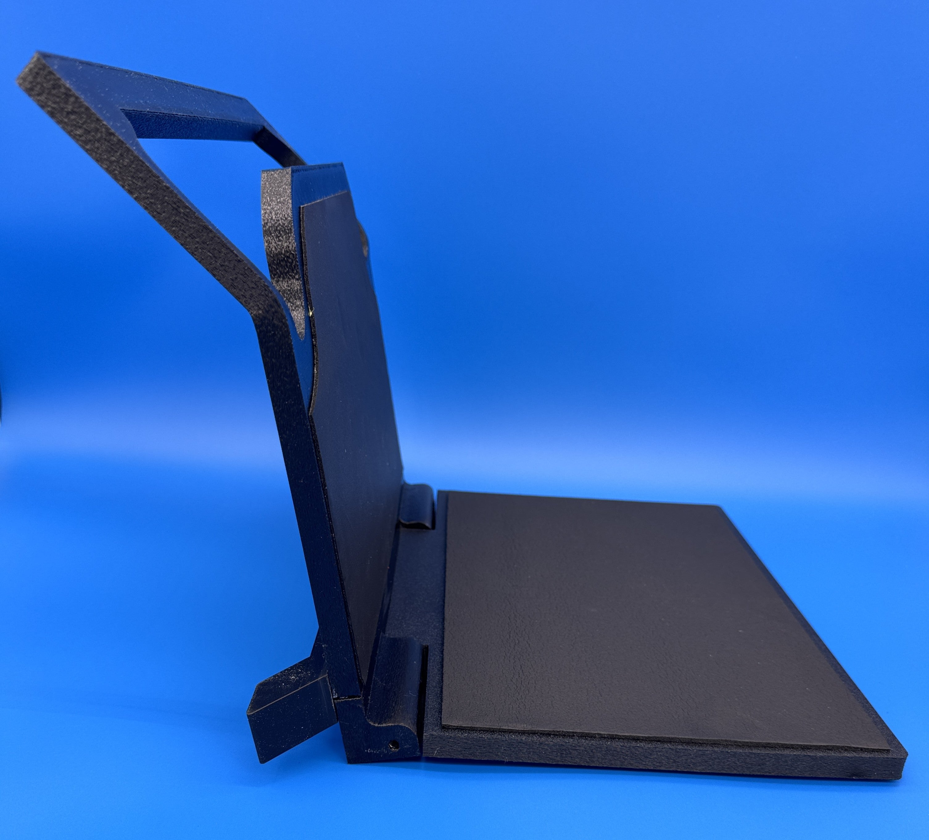 LAPTOP WORKSTATION (FOLDING UNIT) OVER-THE -STEERING WHEEL